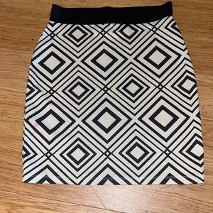 Black and white midi skirt from Turkey so small